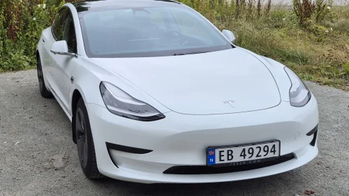 TESLA Model 3 Standard Range Plus RWD