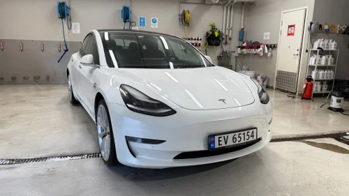 TESLA Model 3 Performance AWD