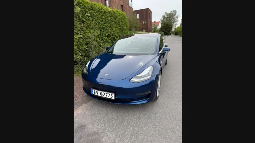 TESLA Model 3 2019 Long Range AWD, lav km