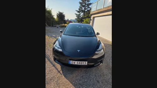 TESLA Model 3 Long Range AWD