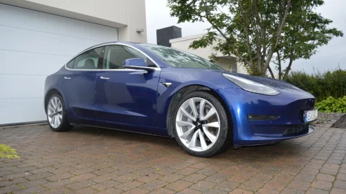 TESLA Model 3 Long Range AWD