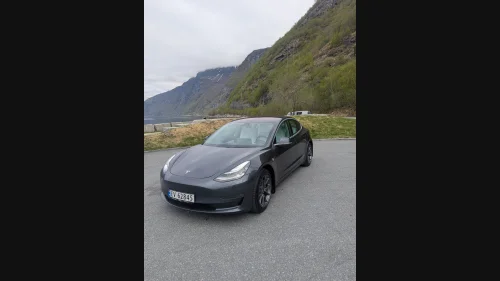 TESLA Model 3 Long Range AWD