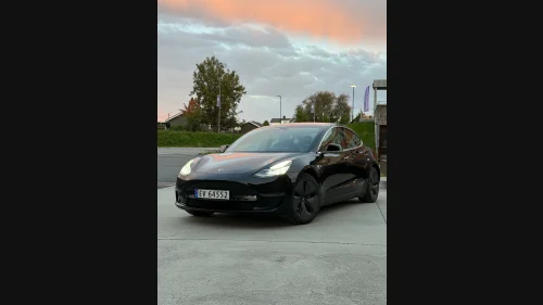 TESLA Model 3 Long Range AWD