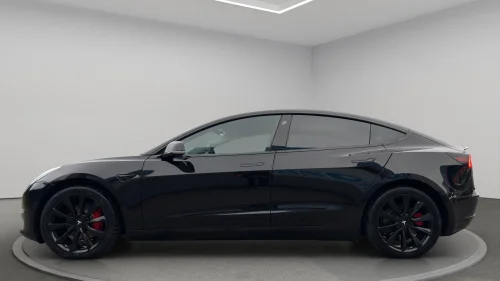 TESLA Model 3 Long Range AWD / PÅKOSTET / POLERT
