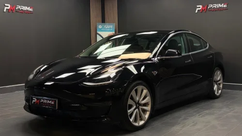 TESLA Model 3 LONG RANGE AWD | 4X4 | LAV KM | PREMIUM LYD | PANORAMA