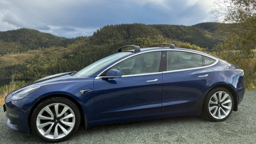 TESLA Model 3 LR Dual Motor(AWD) FSD Autopilot Summon Premium int.