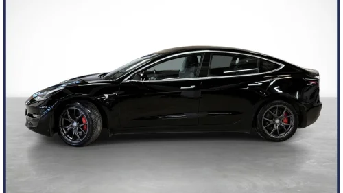 TESLA Model 3 PERFORMANCE AWD/EU-2027/AUTOPILOT/PREMIUM LYD++