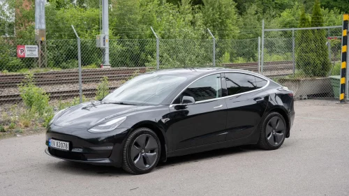 TESLA Model 3 Long Range AWD