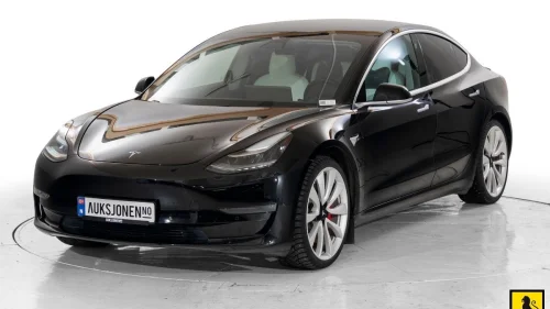 TESLA Model 3 PERFORMANCE AWD PANORAMA PREMIUM LYD & INTERIØR