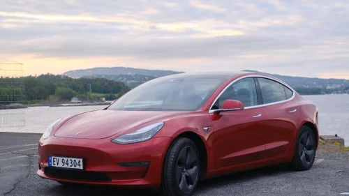 TESLA Model 3 Long Range AWD