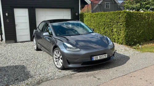 TESLA Model 3 Long Range/FSD/acceleration boost/chromedelete/krok+++