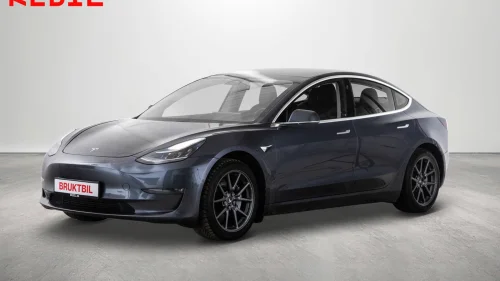 TESLA Model 3 Long Range (560km) Skinn/Pano/AP/MCU2/R.Kam/Krok/AWD