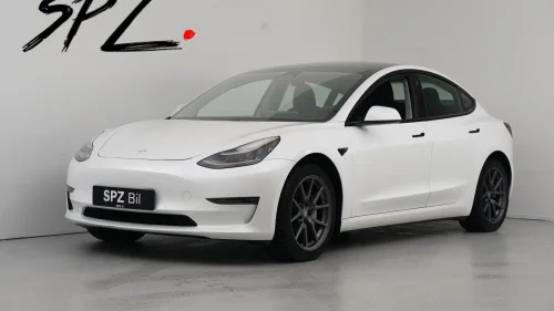 TESLA Model 3 LR AWD KROK SKINN PANORAMA LED V PUMPE 24MND GARANTI