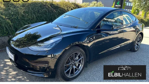 TESLA Model 3 LONG RANGE/FACELIFT/AWD/PREMIUM/AP/KROK/V.PUMPE/NETFLIX