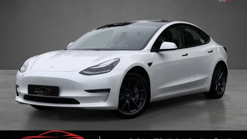 TESLA Model 3 LONG RANGE/FACELIFT/KROK/AWD/AUTOPILOT/ACC/PANO/S+V+