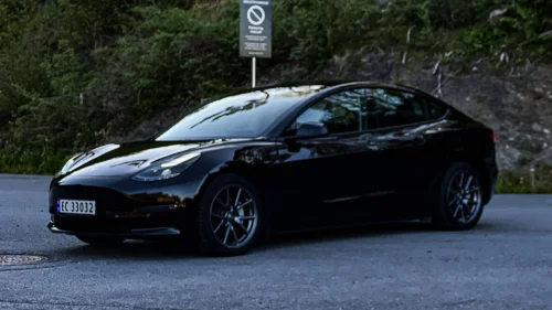 TESLA Model 3 Long Range AWD