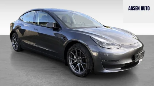 TESLA Model 3 Long range AWD Krok / Pano / Ap / sort skinn ++