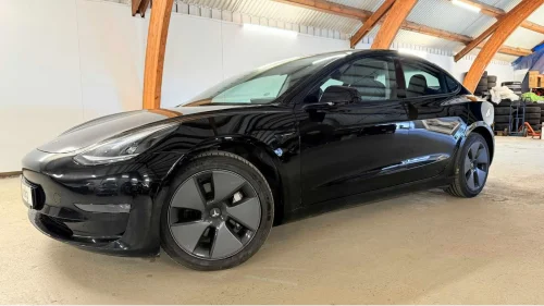 TESLA Model 3 LONG RANGE - VARMEPUMPE - VARME I RATT - PREMIUM
