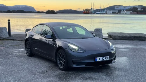 TESLA Model 3 , 4WD, 614km rekkevidde, krok,