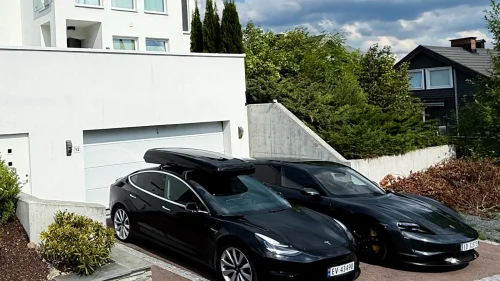 TESLA Model 3 Performance Long Range AWD