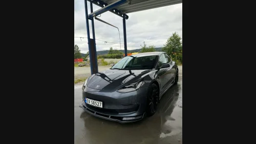 TESLA Model 3 Performance AWD