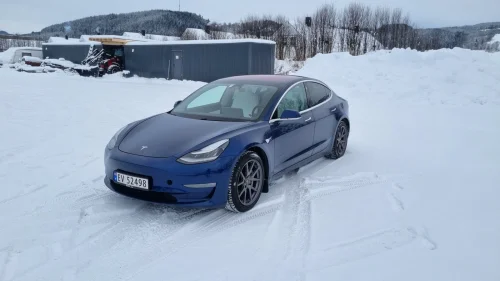 TESLA Model 3 Long Range AWD