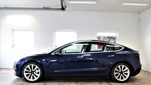 TESLA Model 3 LONG RANGE AWD NY EU 07/27 AP+PREMIUM+HENGERFESTE++
