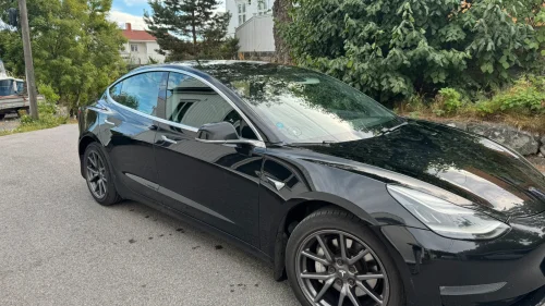 TESLA Model 3 Long Range AWD