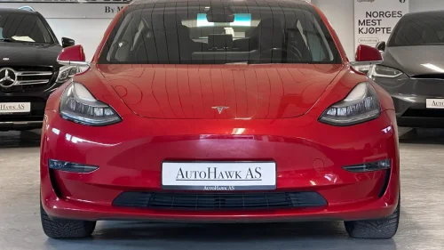 TESLA Model 3 LongRange Premium/A.Pilot/360Kamera/Skinn/Panorama/HiFi