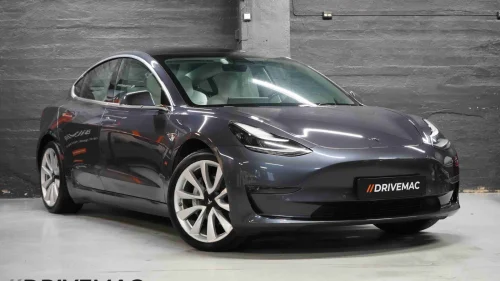 TESLA Model 3 3/AWD/Autopilot/CC/Navi/Skinn/Glasstak ++
