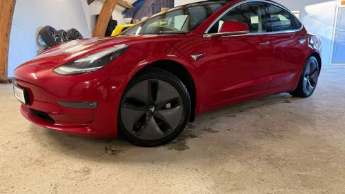TESLA Model 3 LONG RANGE - AWD - LAV KM - PREMIUM
