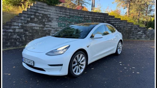 TESLA Model 3 Long range 4x4 - EU 2028!