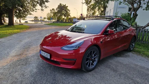 TESLA Model 3 Long Range, 4x4, Facelift, krok, USA-produsert