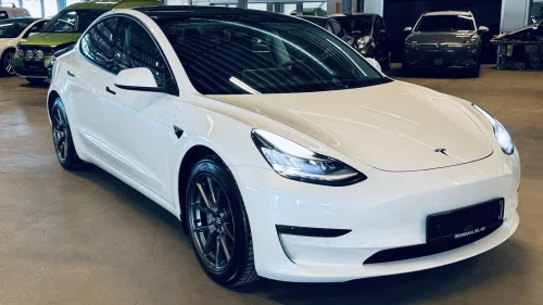 TESLA Model 3 LR - 4WD - Varmepumpe - Hengerfeste - Tar innbytte