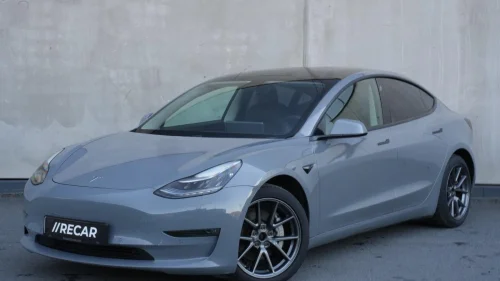 TESLA Model 3 LONG RANGE l AWD l PREMIUM l V.PUMPE l KROK