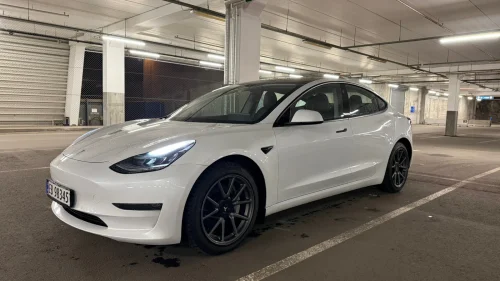 TESLA Model 3 Long Range AWD