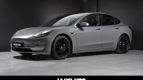 TESLA Model 3 Long Range AWD/Facelift/Premium/H.feste/19"S/19"V