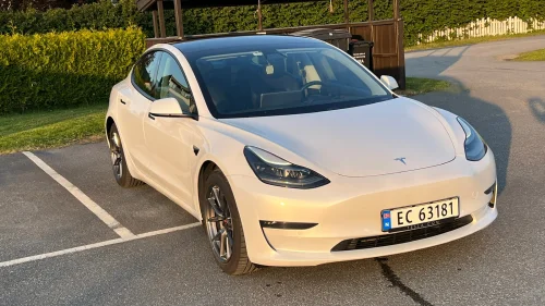 TESLA Model 3 Long Range AWD