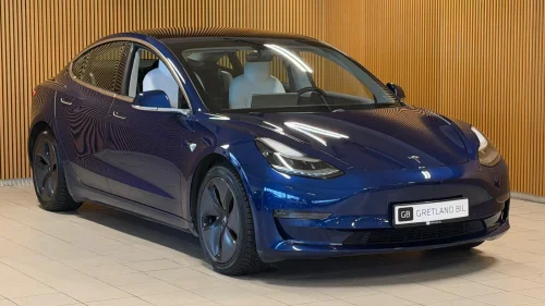 TESLA Model 3 LONG RANGE AWD / SKINN / KAMERA / PANORAMA / NAVI