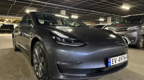 TESLA Model 3 Long Range AWD Premium