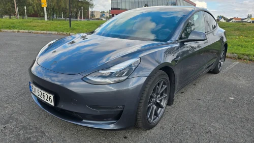 TESLA Model 3 Long Range AWD