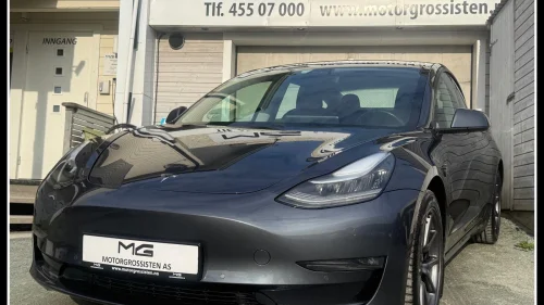 TESLA Model 3 Long Range AWD / 560km WLTP / Ny service