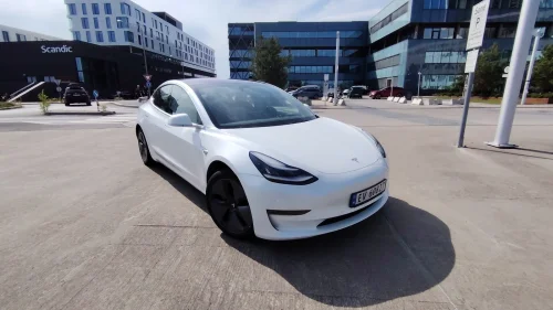 TESLA Model 3 Long Range AWD