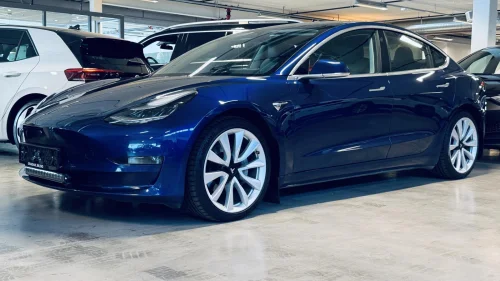 TESLA Model 3 Long Range - 4WD - Autopilot - Tar innbytte