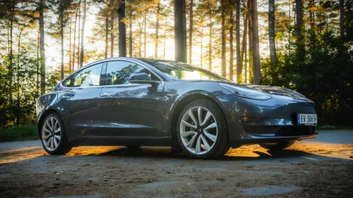 TESLA Model 3 Long Range AWD / Full FSD