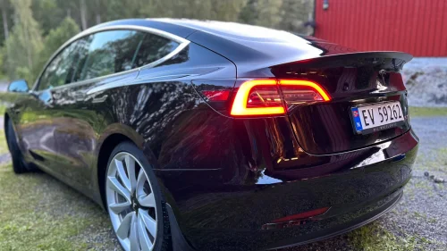 TESLA Model 3 Performance AWD / FSD Pakken