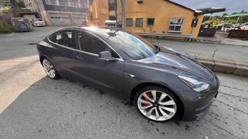 TESLA Model 3 Performance AWD