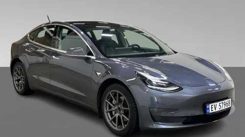 TESLA Model 3 Long Range AWD 1Eier Lav km