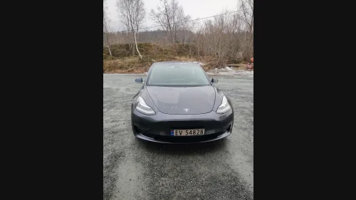 TESLA Model 3 Long Range AWD