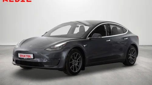 TESLA Model 3 LR 560km/Auto/Pano/Prem.lyd/R.kam/AWD